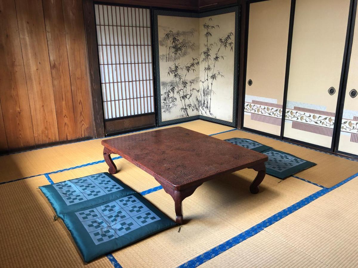 פוג'יושידה Oshi-Kikuya Mt-Fuji Historic Inn מראה חיצוני תמונה