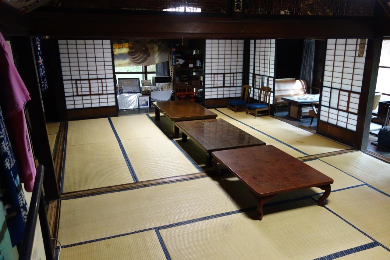 פוג'יושידה Oshi-Kikuya Mt-Fuji Historic Inn מראה חיצוני תמונה